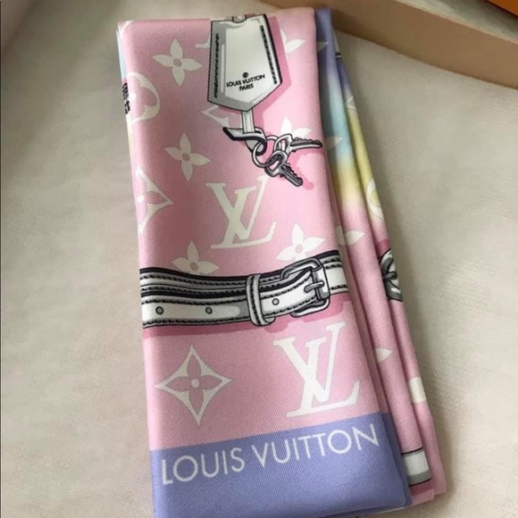 Louis Vuitton Sold out 2020 Bandeau - Picture 3 of 13